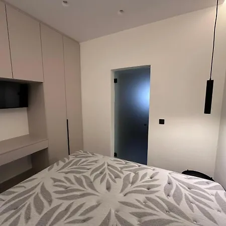 Azzurra Residences